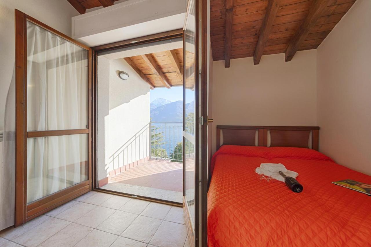 Ferienwohnung At The Lake Acquaseria Exterior foto